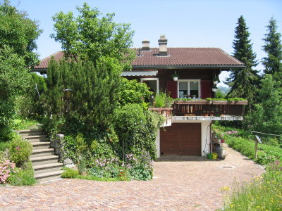 Haus im Frhling