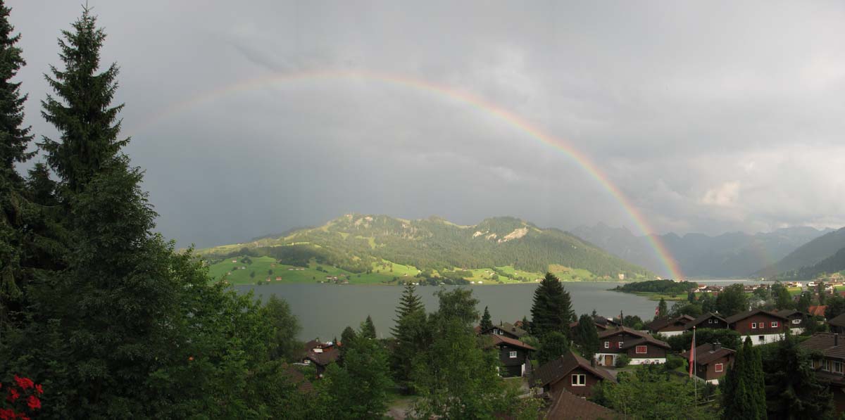 Regenbogen ber dem Sihlsee