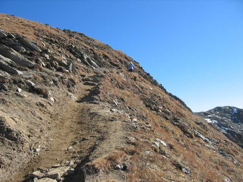 11 weiter bergan